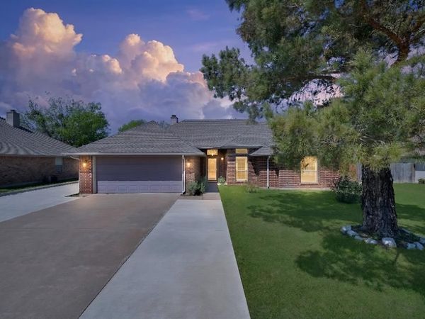 426 Old Annetta Road, Aledo, TX 76008