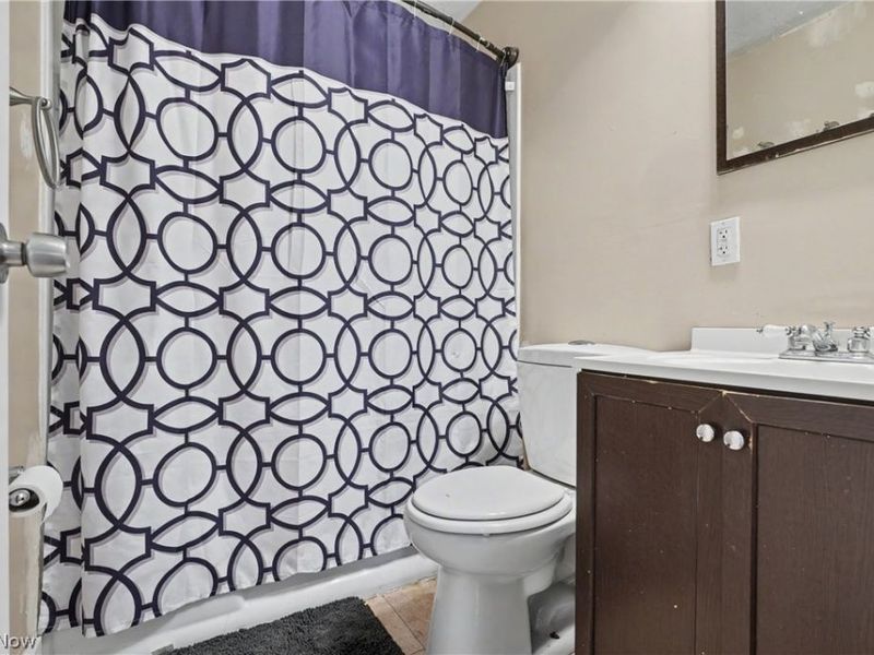 1623 Sunset Avenue, Akron, OH 44301 Photo 14