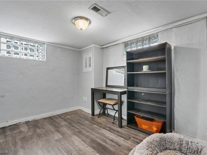 1623 Sunset Avenue, Akron, OH 44301 Photo 22