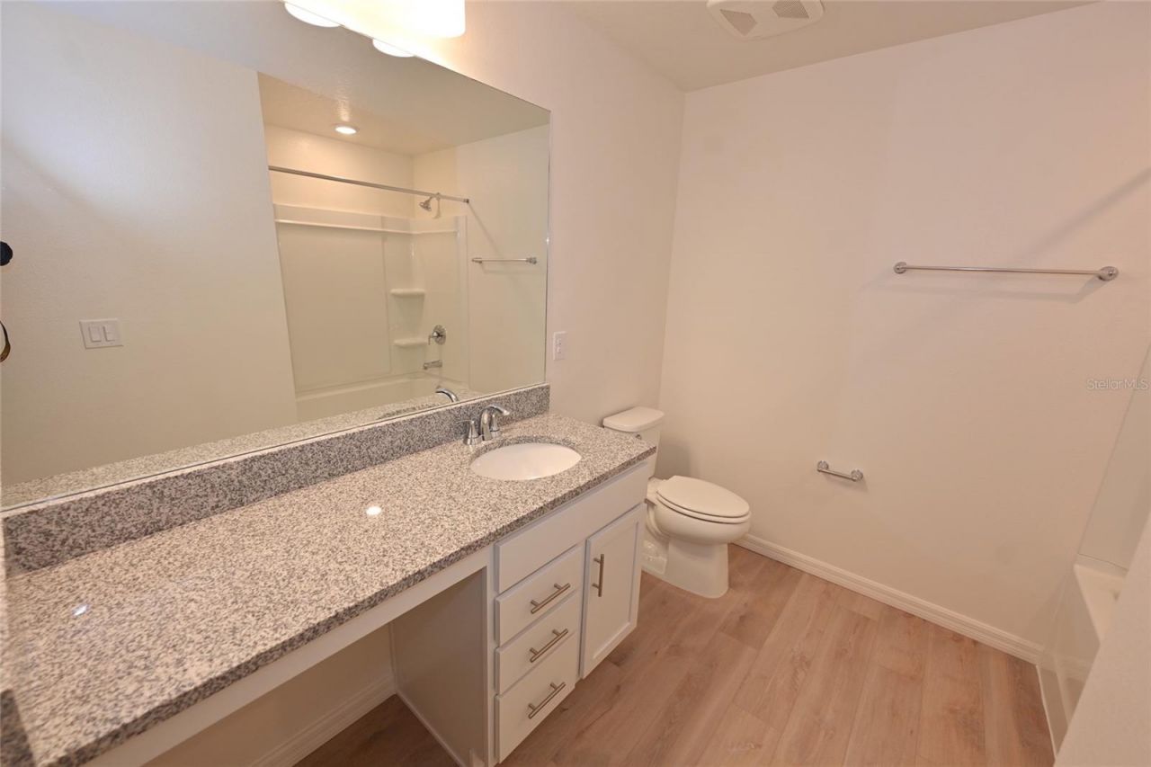 9533 Sandy Bluffs Circle, Parrish, FL 34219 Photo