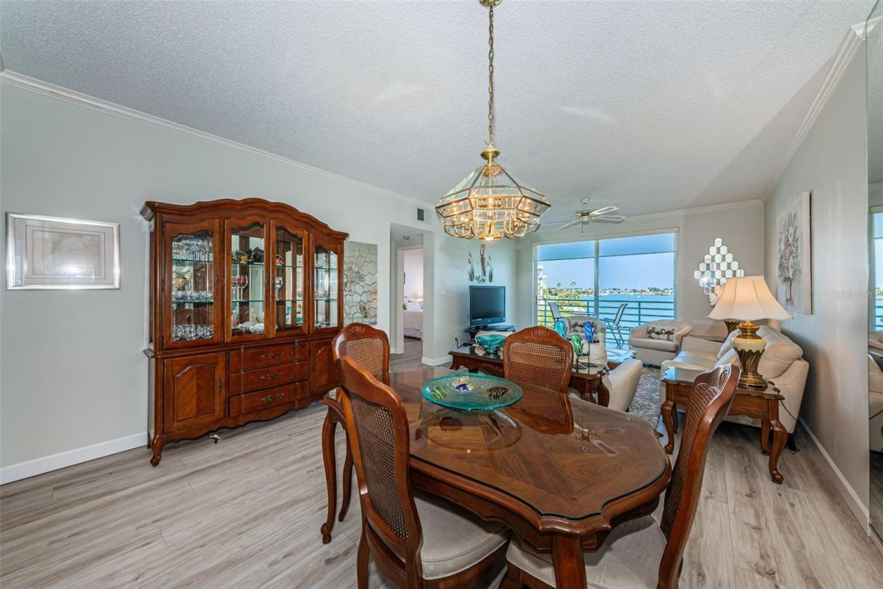 7979 Sailboat Key Boulevard S, Unit 205, South Pasadena, FL 33707 Photo