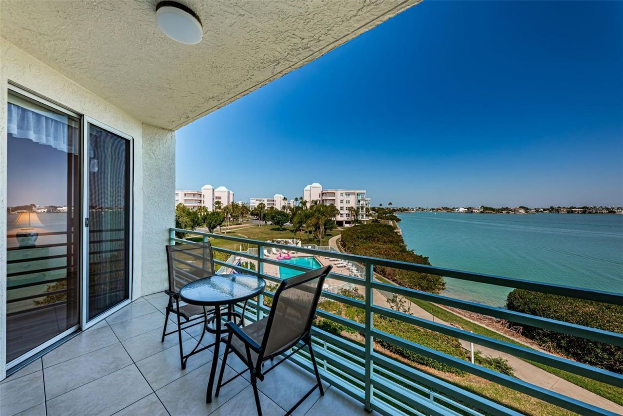 7979 Sailboat Key Boulevard S, Unit 205, South Pasadena, FL 33707 Photo