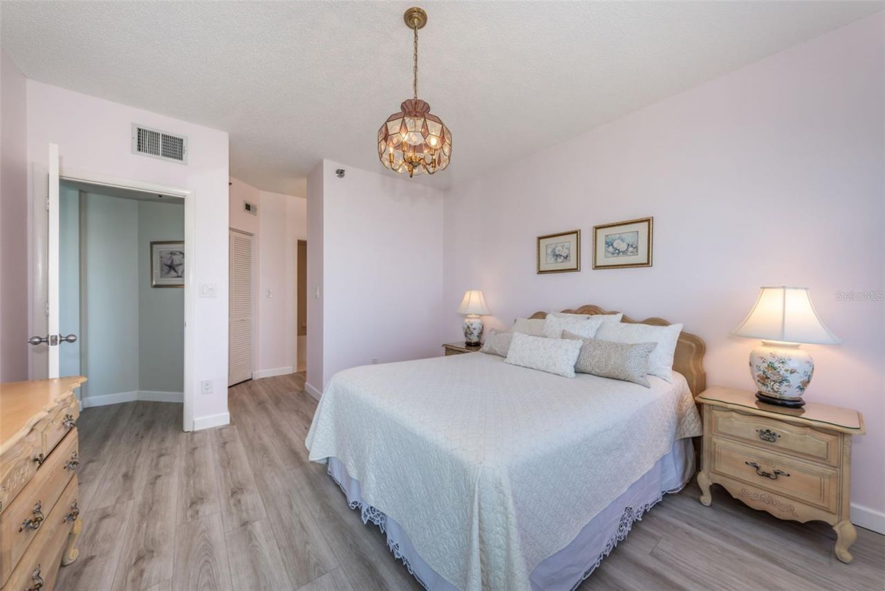 7979 Sailboat Key Boulevard S, Unit 205, South Pasadena, FL 33707 Photo