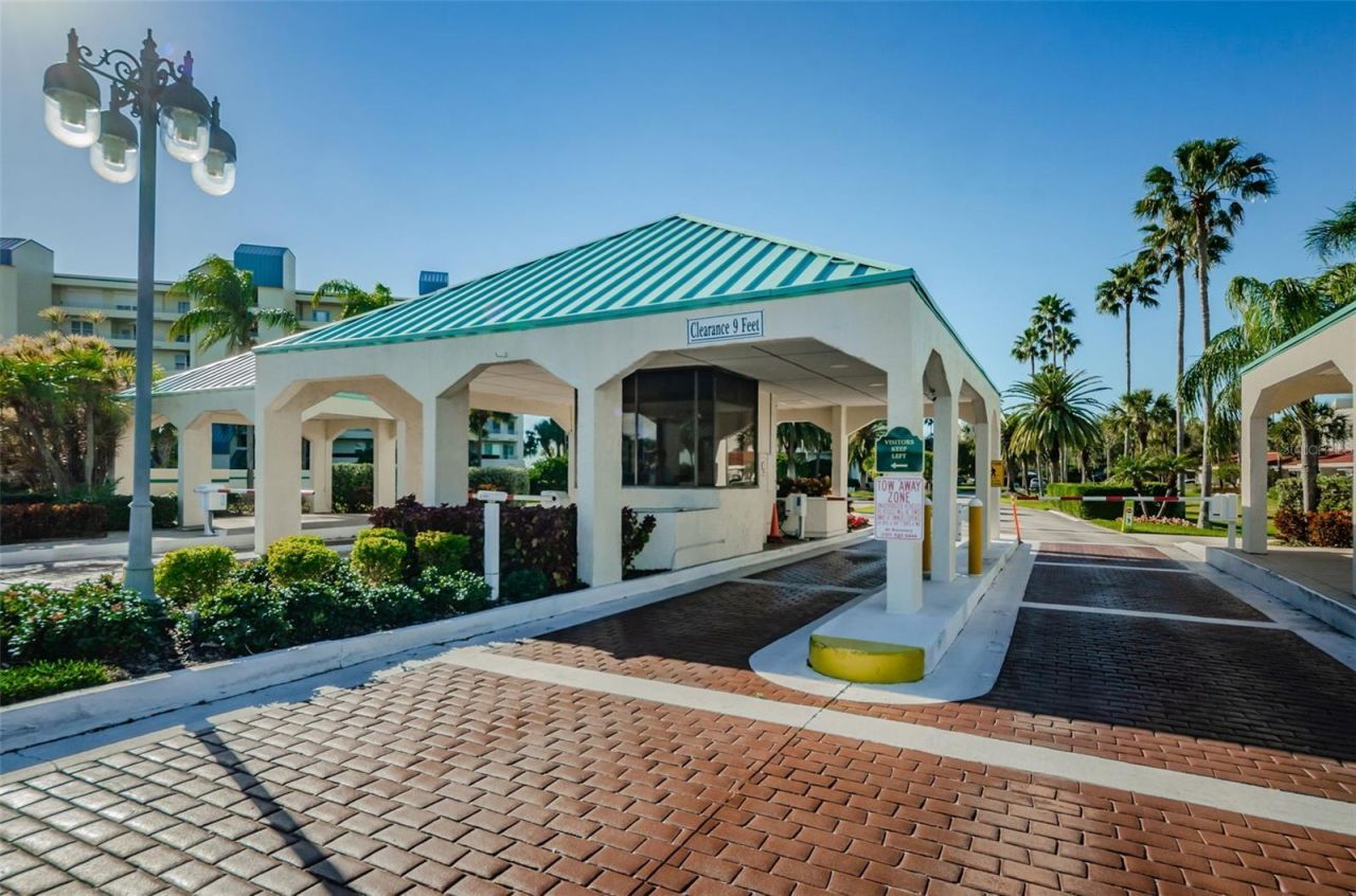 7979 Sailboat Key Boulevard S, Unit 205, South Pasadena, FL 33707 Photo