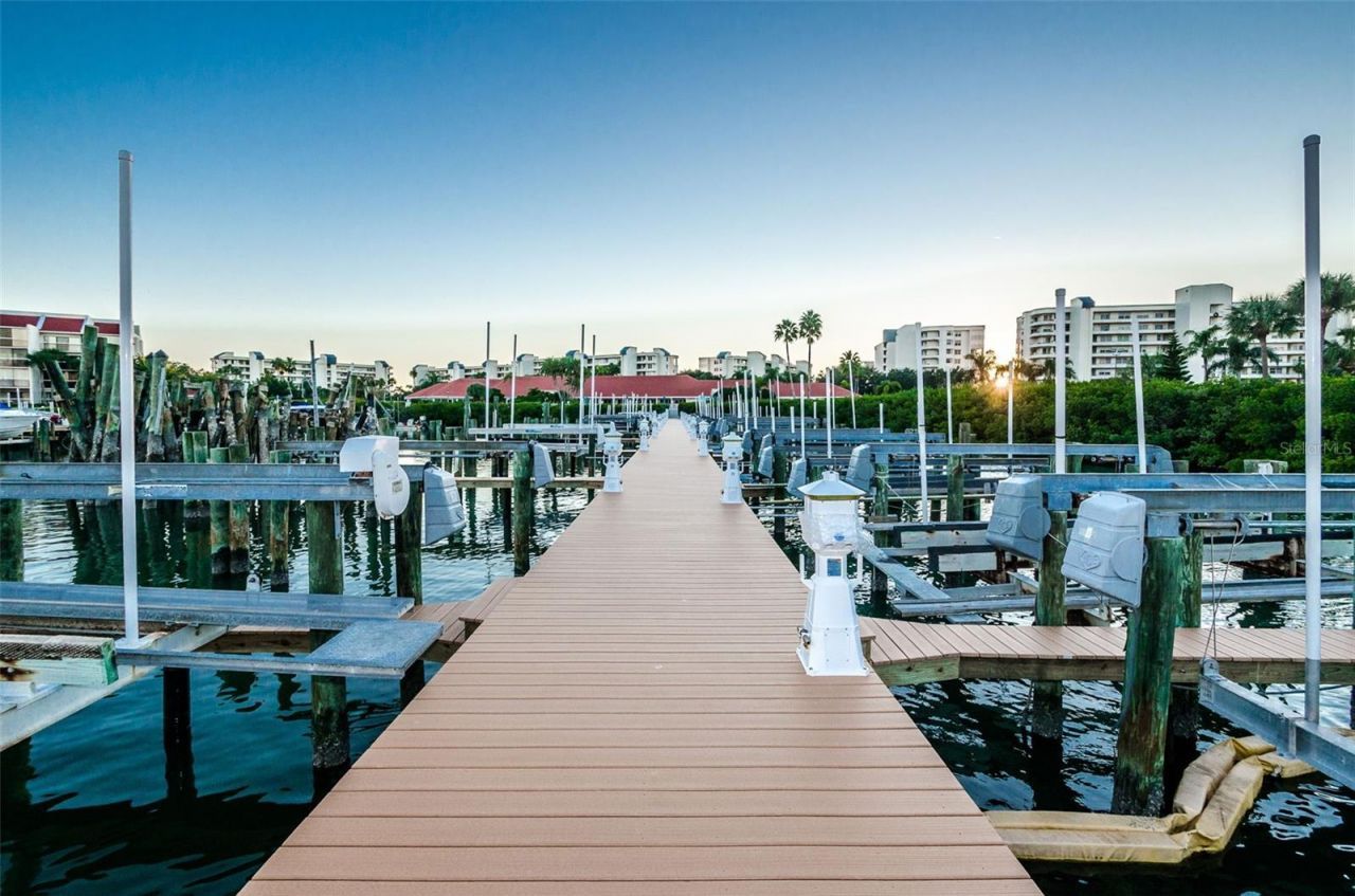 7979 Sailboat Key Boulevard S, Unit 205, South Pasadena, FL 33707 Photo
