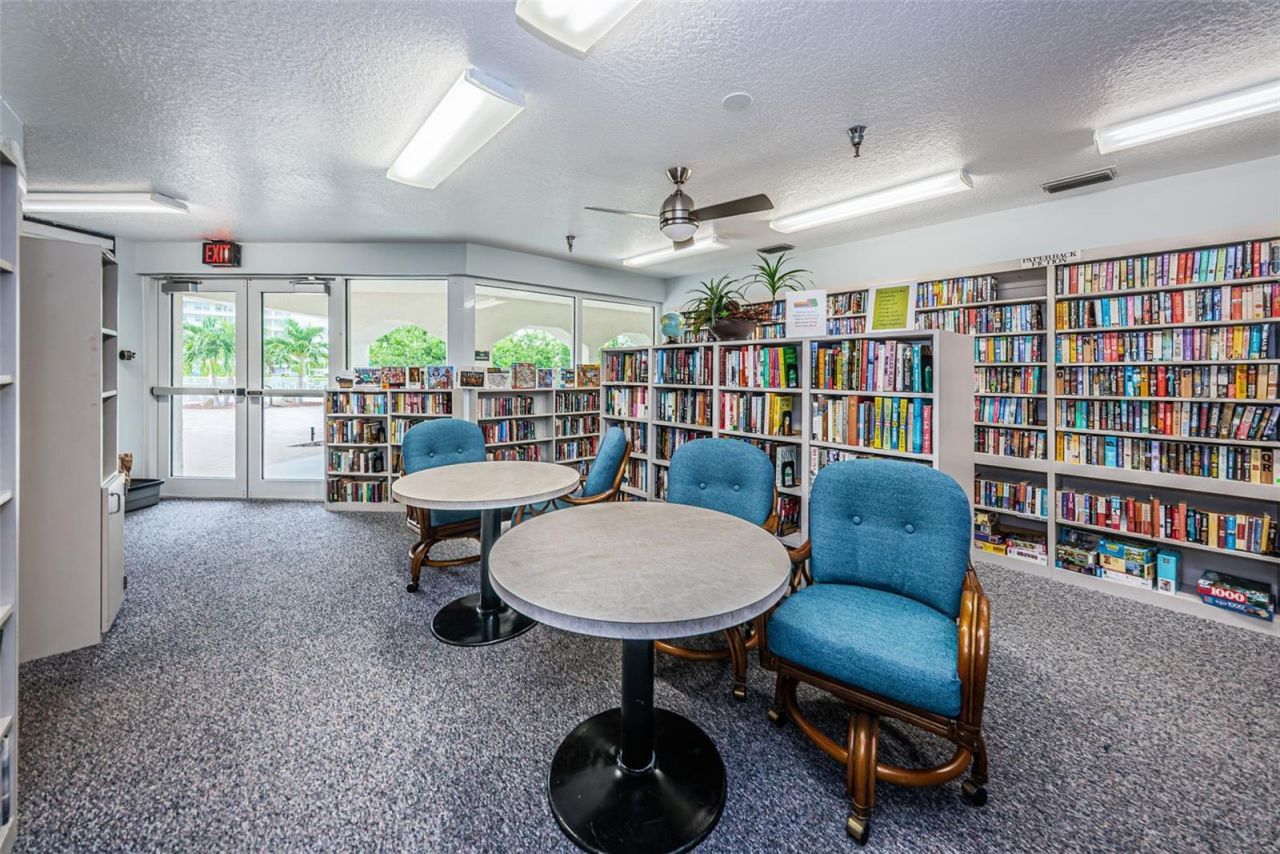 7979 Sailboat Key Boulevard S, Unit 205, South Pasadena, FL 33707 Photo