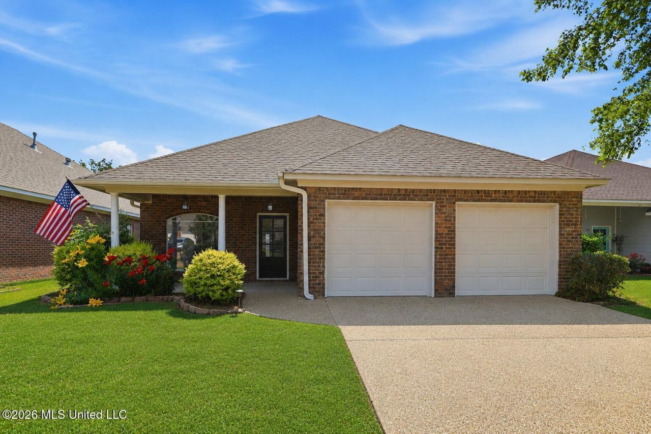 716 Hartwood Cove, Brandon, MS 39042 Main Photo