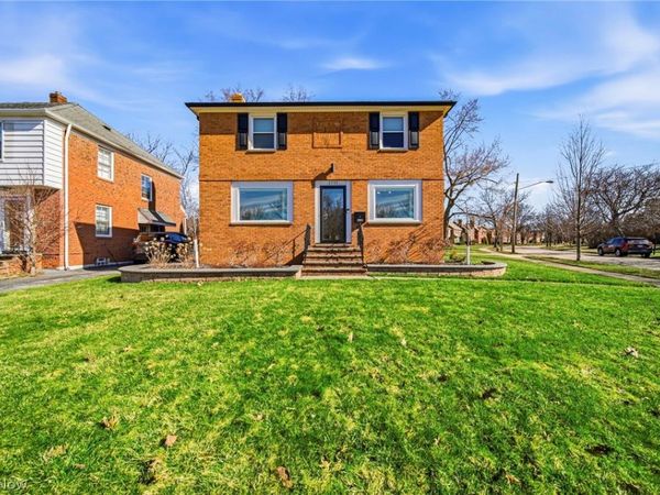 2353 Charney Road , University Heights, OH 44118