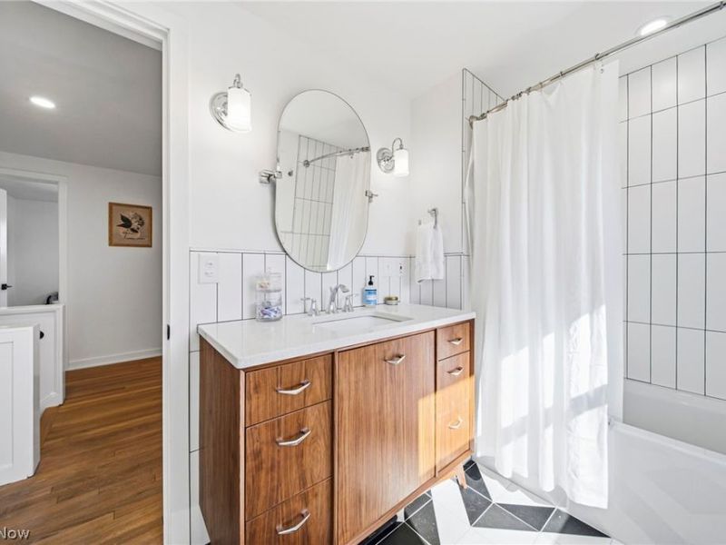 2353 Charney Road, University Heights, OH 44118 Photo 18