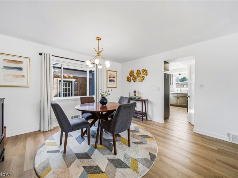 2353 Charney Road, University Heights, OH 44118 Photo 6