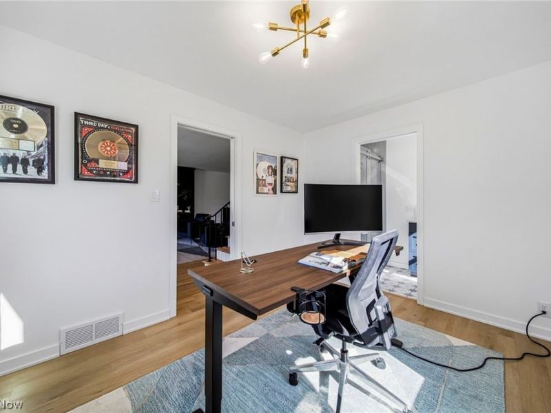 2353 Charney Road, University Heights, OH 44118 Photo 9