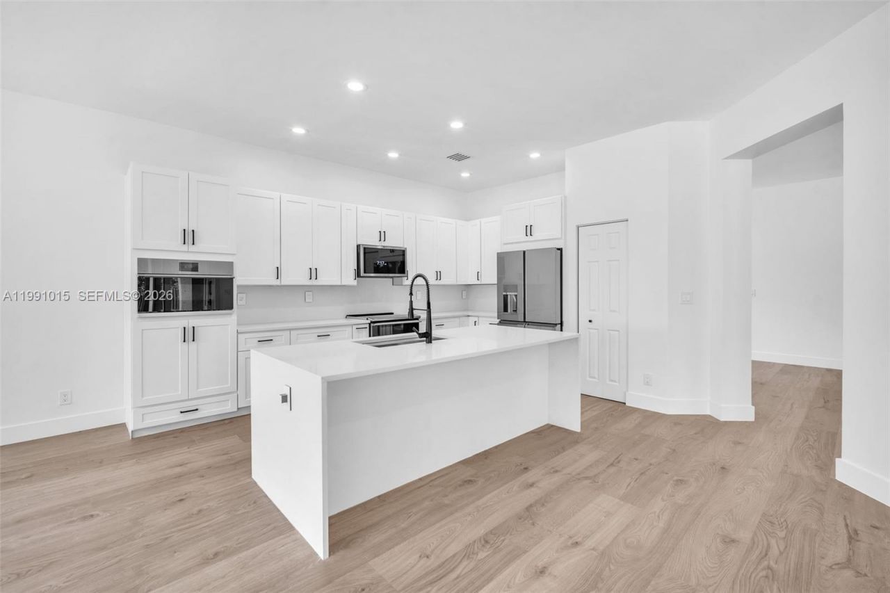 19381 Stonebrook St, Weston, FL 33332 Photo