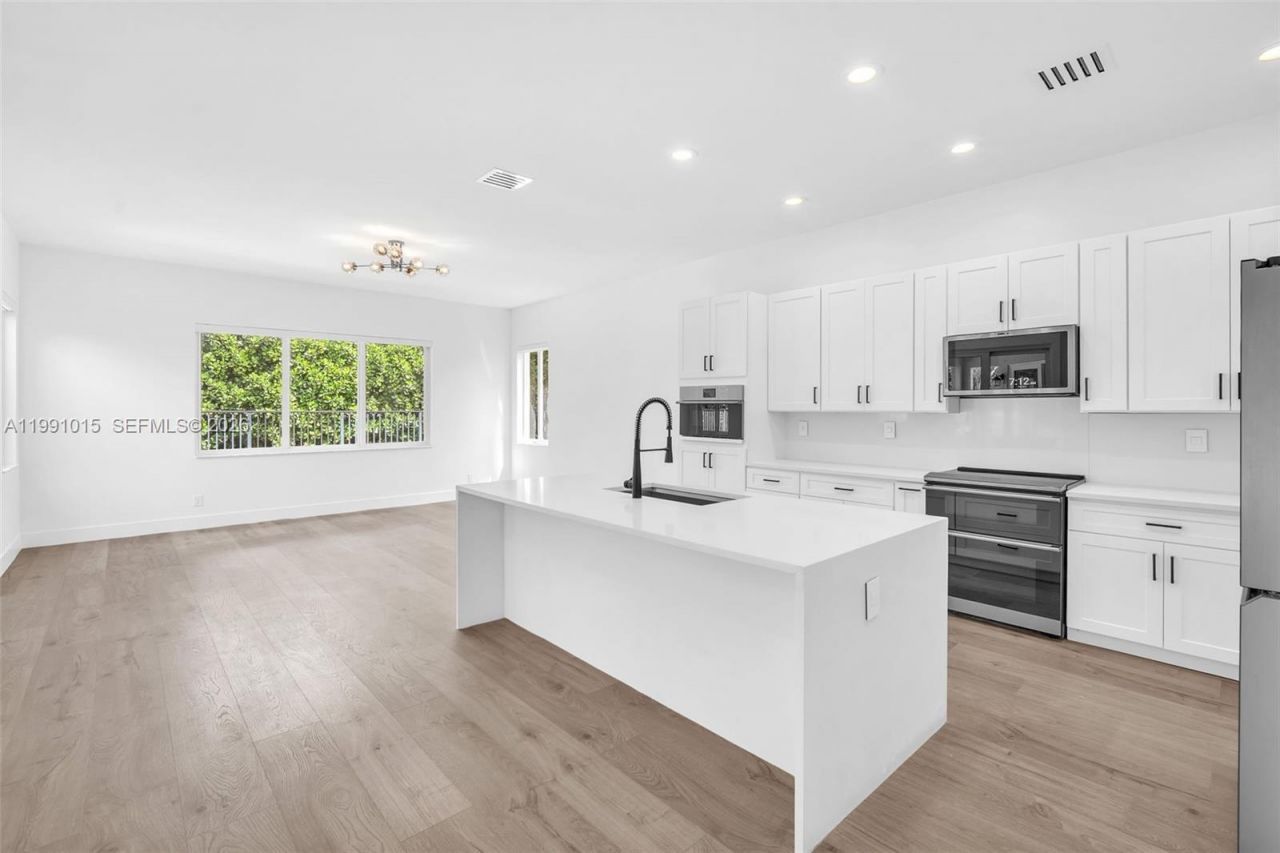 19381 Stonebrook St, Weston, FL 33332 Photo