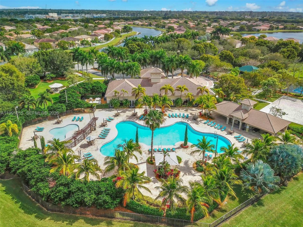 19381 Stonebrook St, Weston, FL 33332 Photo