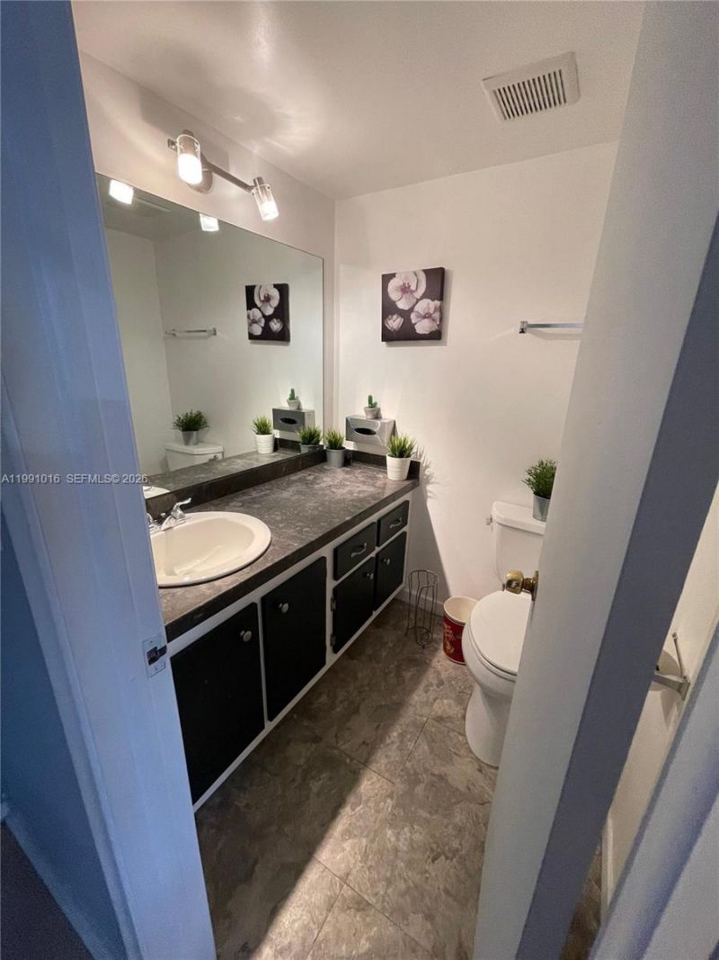 2061 NW 47th Ter, Unit 205, Lauderhill, FL 33313 Photo