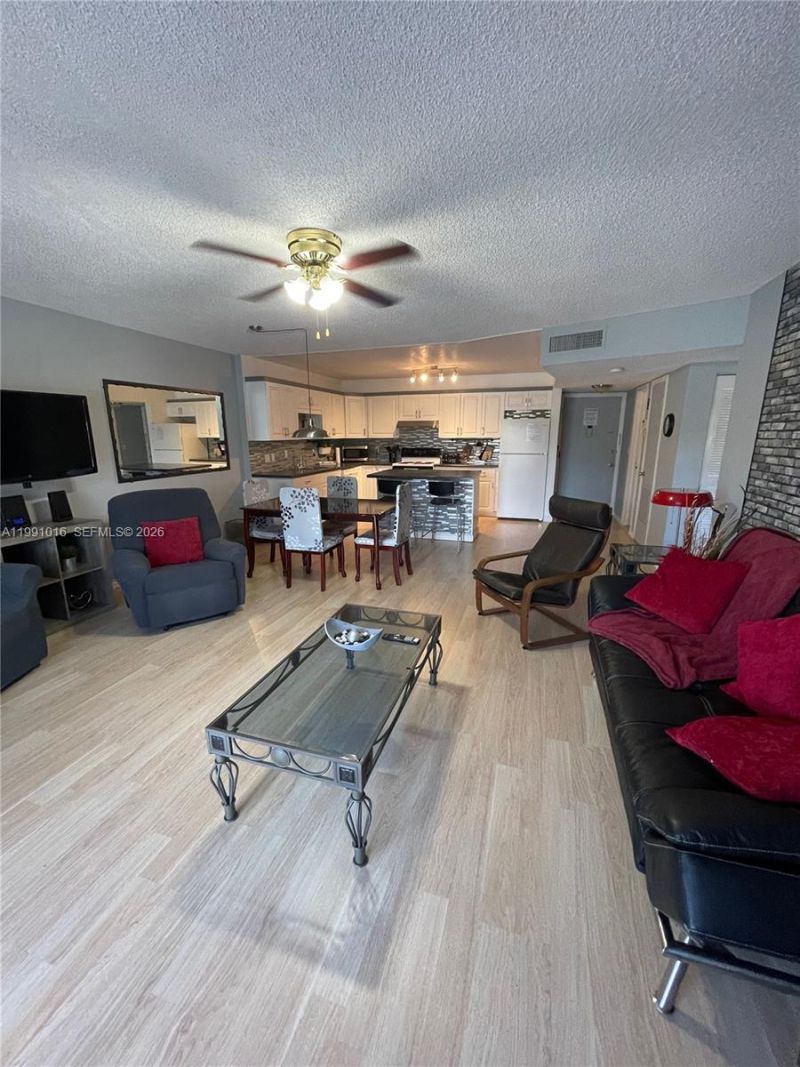 2061 NW 47th Ter, Unit 205, Lauderhill, FL 33313 Photo