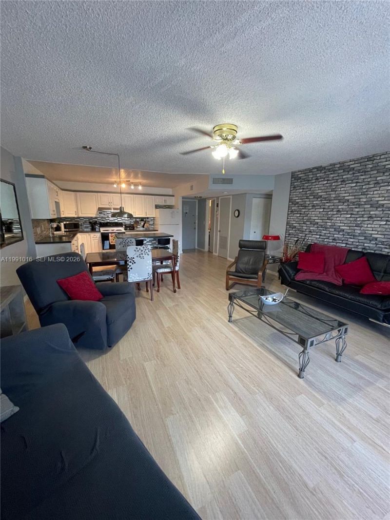 2061 NW 47th Ter, Unit 205, Lauderhill, FL 33313 Photo