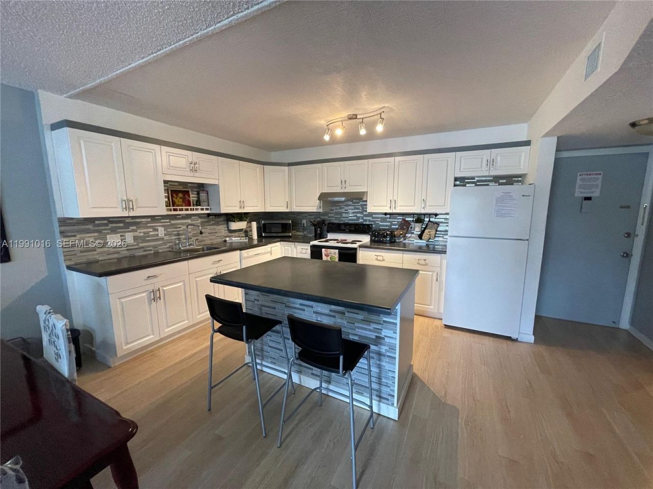 2061 NW 47th Ter, Unit 205, Lauderhill, FL 33313 Photo