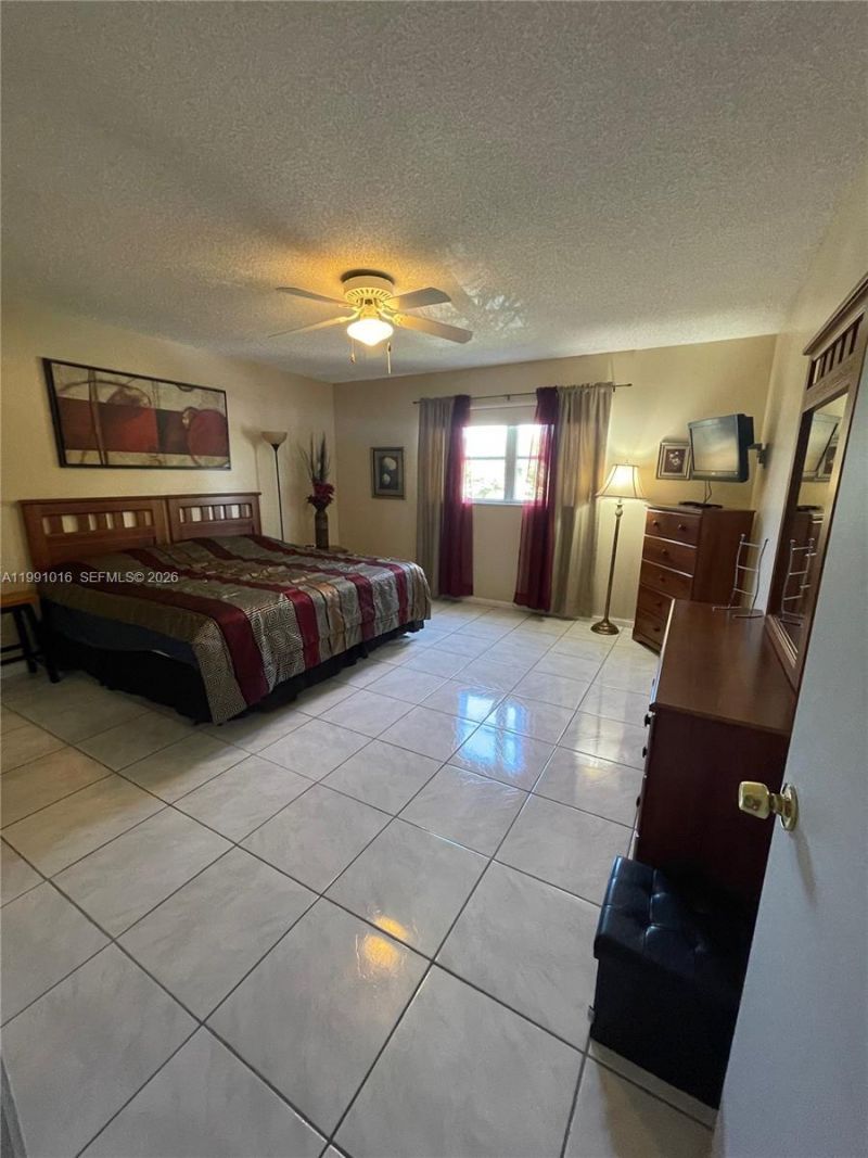 2061 NW 47th Ter, Unit 205, Lauderhill, FL 33313 Photo