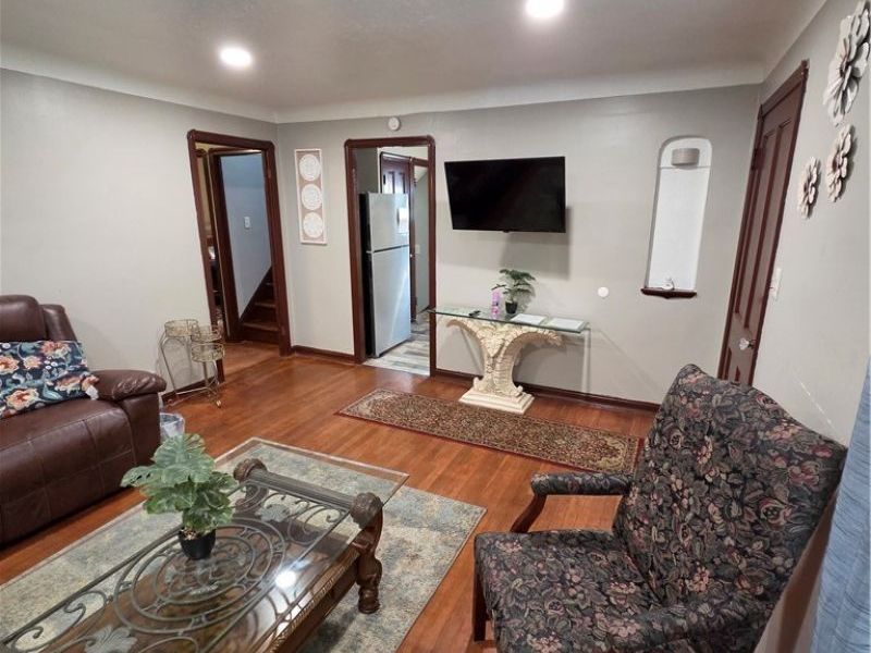 1275 S Green Road, South Euclid, OH 44121 Photo 4