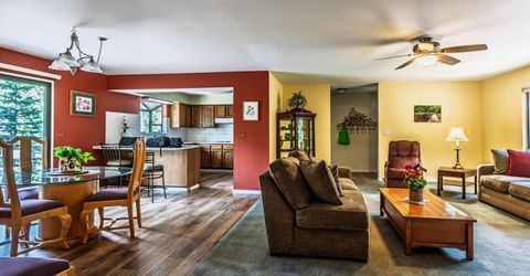 101 Evergreen Circle, Blairsden, CA 96103 Photo