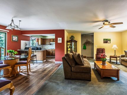 101 Evergreen Circle, Blairsden, CA 96103 Photo