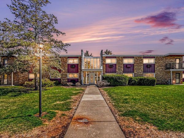 1320 Lore Lane, Unit 107B, Lombard, IL 60148