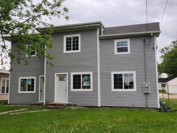 406-408 Gladys Street, Waterloo, IA 50702