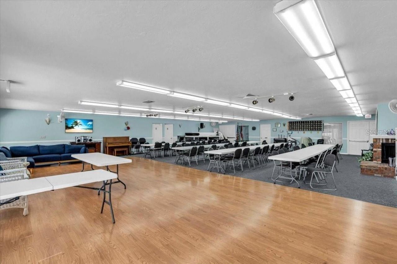 305 47th Avenue Drive W, Unit 146, Bradenton, FL 34207 Photo