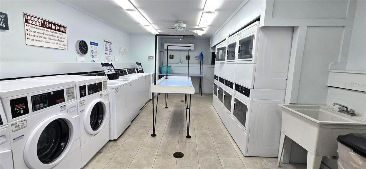 305 47th Avenue Drive W, Unit 146, Bradenton, FL 34207 Photo