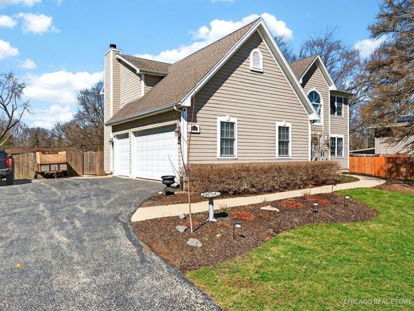 6119 Sands Road , Crystal Lake, IL 60014