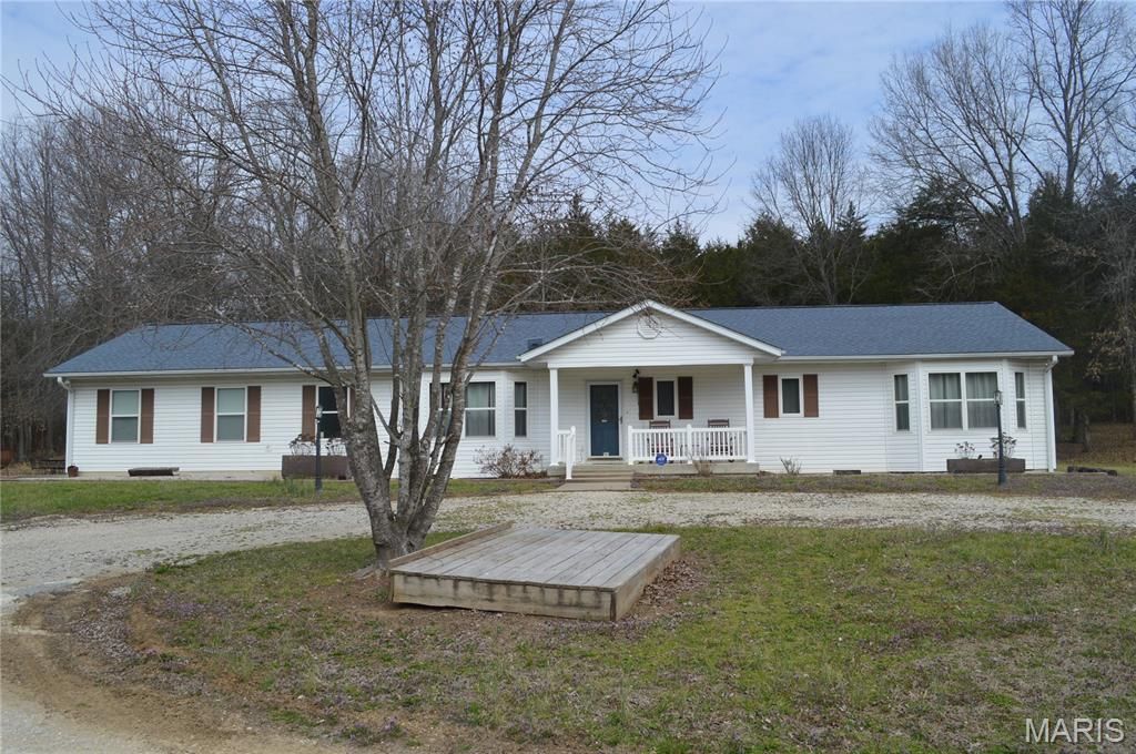 222 Scanland Farm Road, Montgomery City, MO 63361 Main Photo