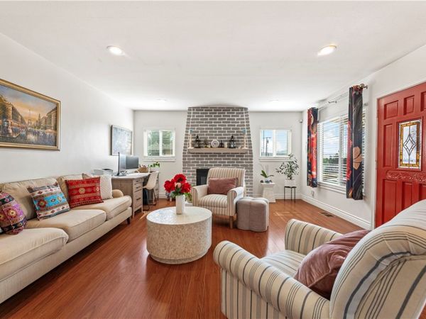 2389 Mayfield Avenue, Montrose, CA 91020