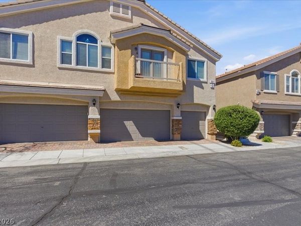 10011 Diamond Summit Court, Unit 102, Las Vegas, NV 89183