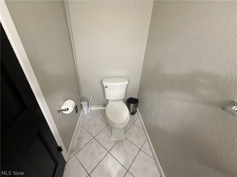 504 Greenbrier Court, Steubenville, OH 43953 Photo 17