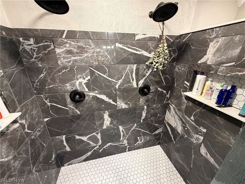 504 Greenbrier Court, Steubenville, OH 43953 Photo 22