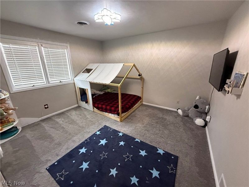 504 Greenbrier Court, Steubenville, OH 43953 Photo 24