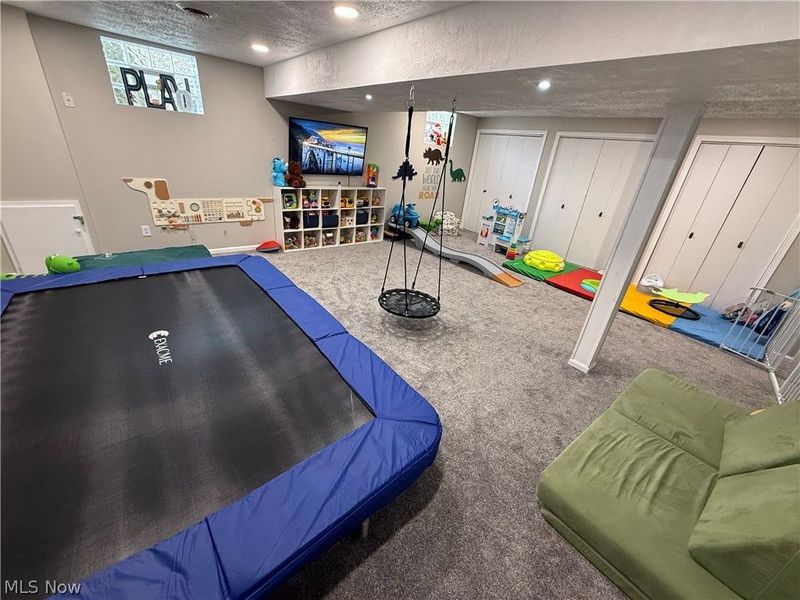 504 Greenbrier Court, Steubenville, OH 43953 Photo 31