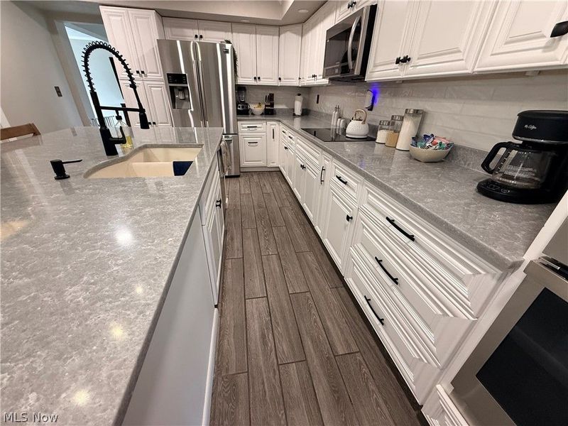 504 Greenbrier Court, Steubenville, OH 43953 Photo 8