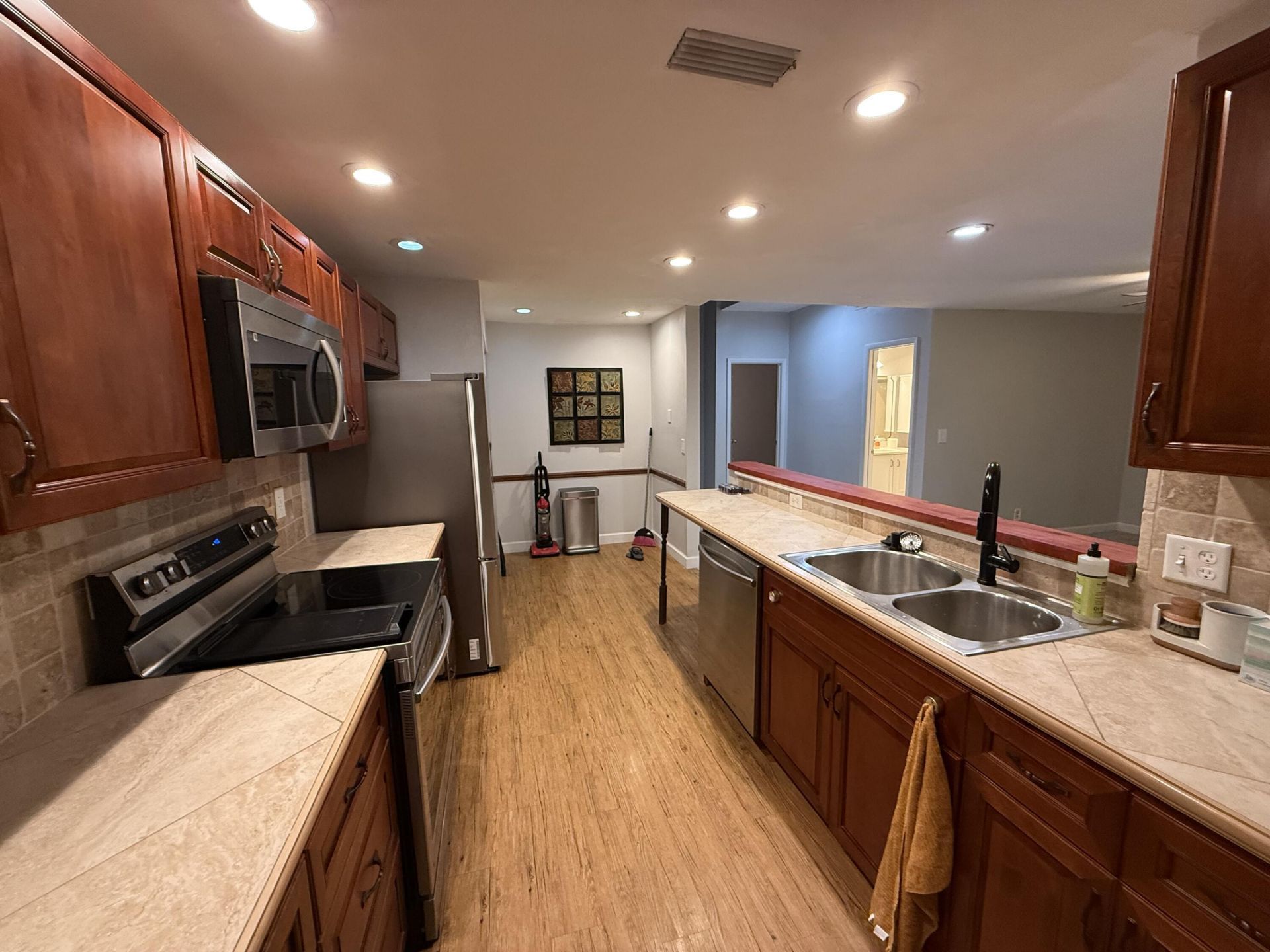 1097 NW 98th Terrace, Unit 110, Pembroke Pines, FL 33024 Photo