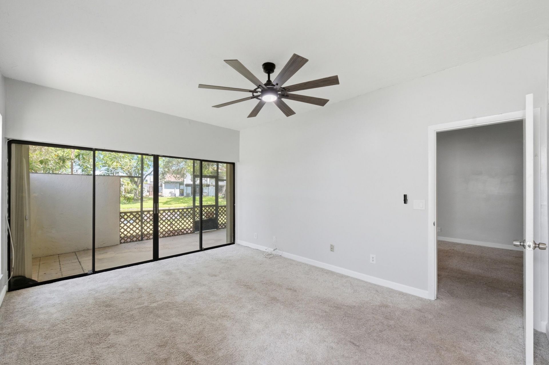 1097 NW 98th Terrace, Unit 110, Pembroke Pines, FL 33024 Photo