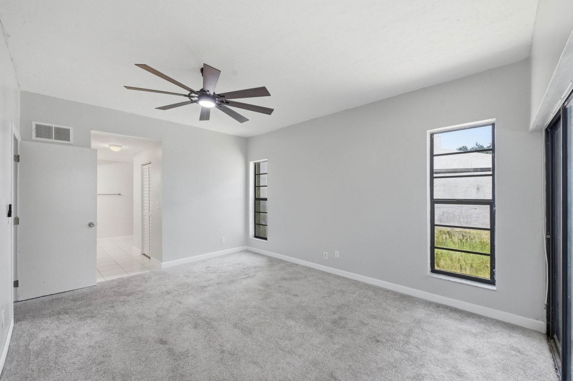 1097 NW 98th Terrace, Unit 110, Pembroke Pines, FL 33024 Photo
