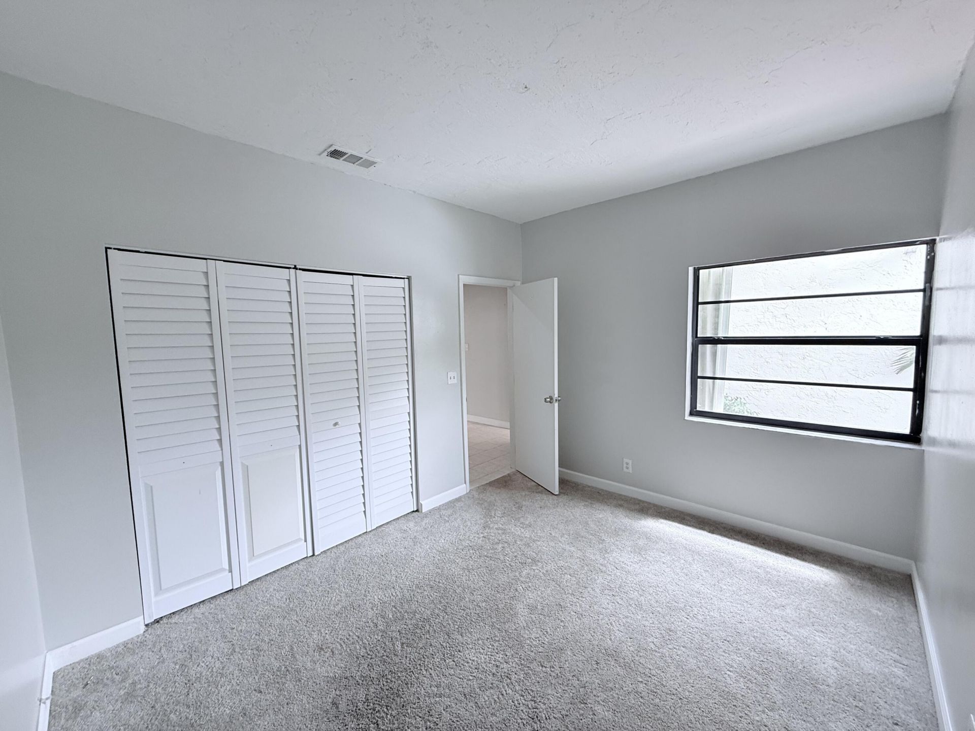 1097 NW 98th Terrace, Unit 110, Pembroke Pines, FL 33024 Photo