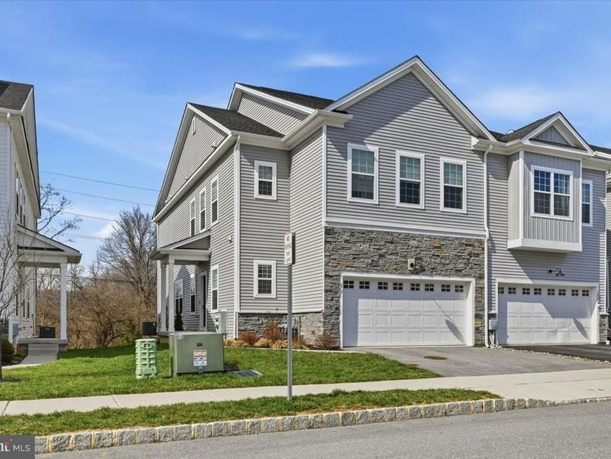 279 Red Leaf Lane , Exton, PA 19341 Main Photo