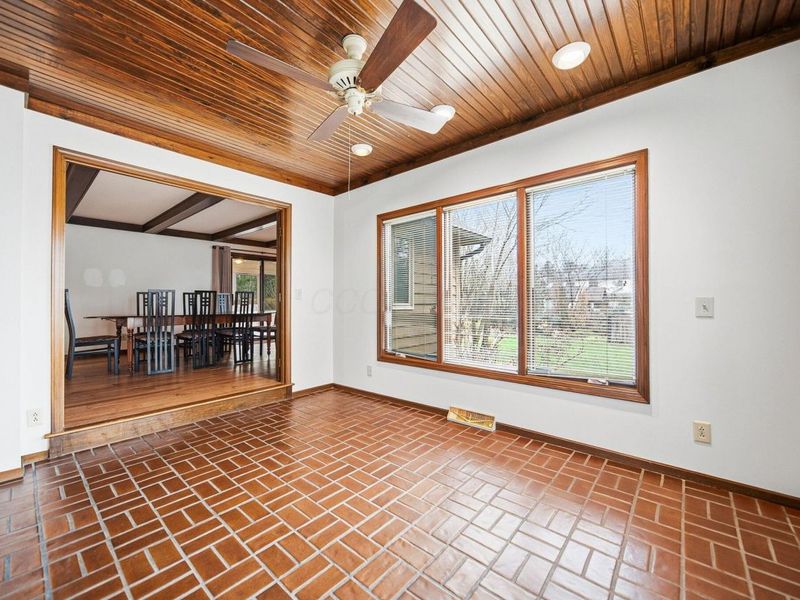 742 Gatehouse Lane , Columbus, OH 43235 Photo 15