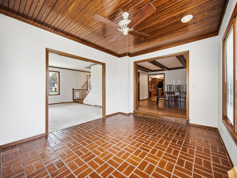 742 Gatehouse Lane , Columbus, OH 43235 Photo 16