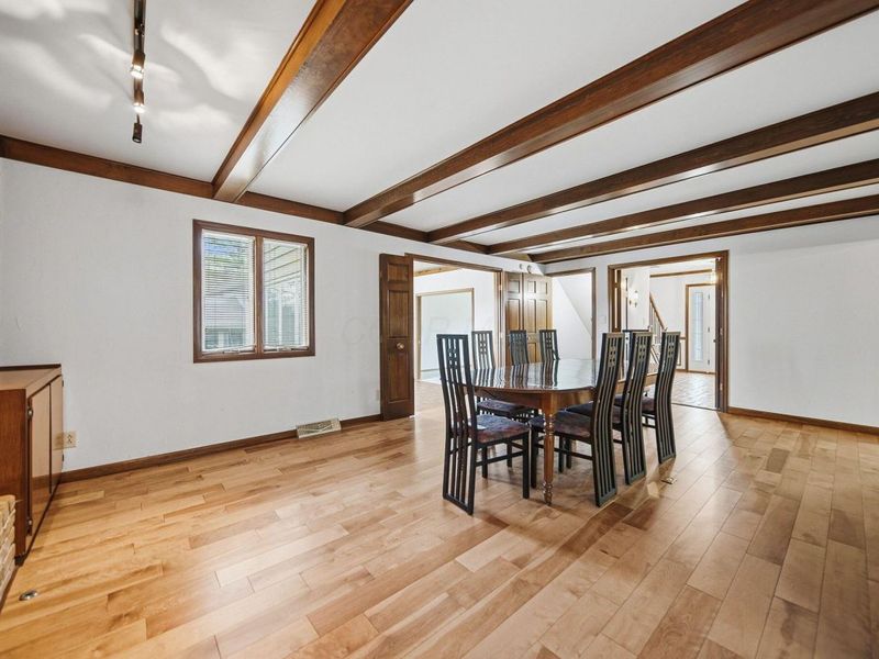 742 Gatehouse Lane , Columbus, OH 43235 Photo 21