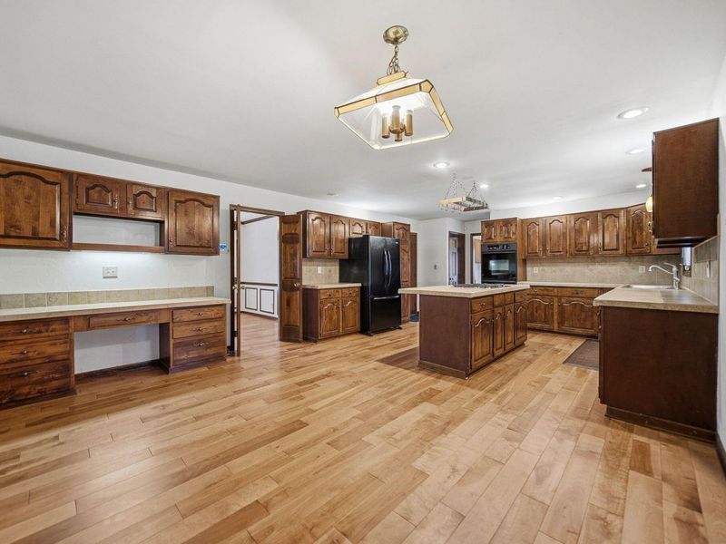 742 Gatehouse Lane , Columbus, OH 43235 Photo 25