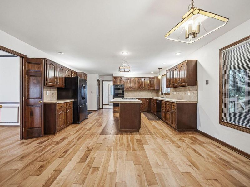 742 Gatehouse Lane , Columbus, OH 43235 Photo 26