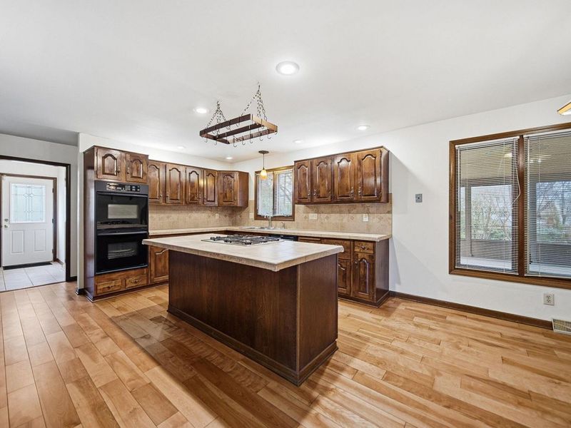 742 Gatehouse Lane , Columbus, OH 43235 Photo 29